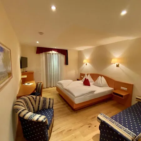 فندق Hotel-restaurant Gruber بولاو