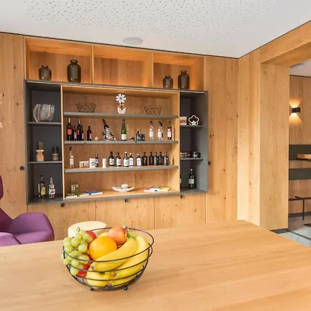 Hotel-restaurant Gruber ホテル *