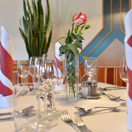 Hotel-restaurant Gruber فندق بولاو