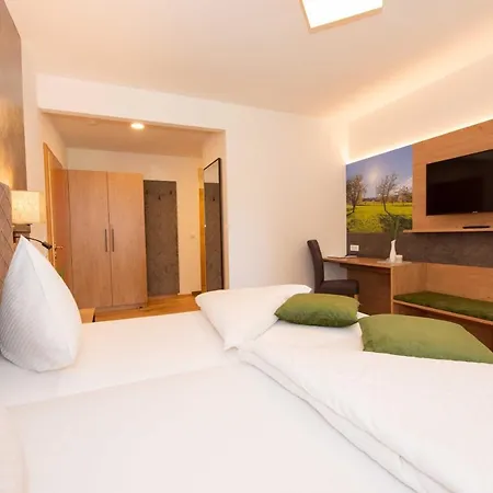 Hotel-restaurant Gruber * Poellau